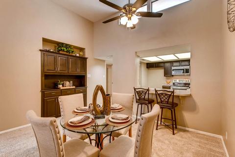 2310 E Winchcomb Dr, Phoenix, AZ 85022 photo 4