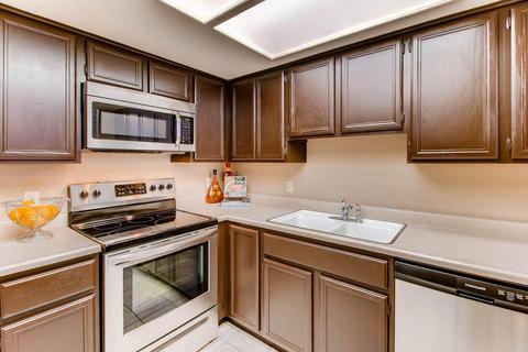 2310 E Winchcomb Dr, Phoenix, AZ 85022 photo 5