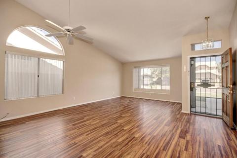 838 N Blue Marlin Dr, Gilbert, AZ 85234 photo 4