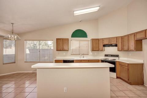 838 N Blue Marlin Dr, Gilbert, AZ 85234 photo 11