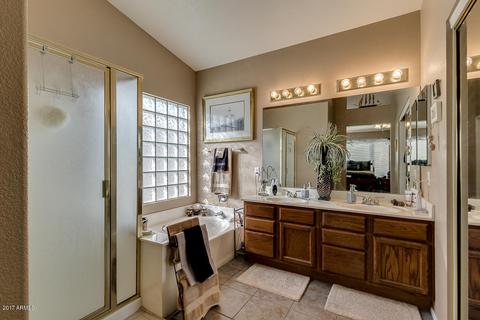 1077 W Windhaven Ave, Gilbert, AZ 85233 photo 14