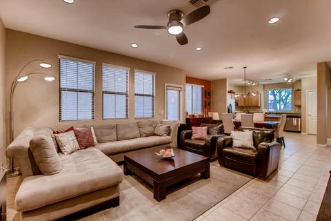 4355 E Selena Dr, Phoenix, AZ 85050 photo 6