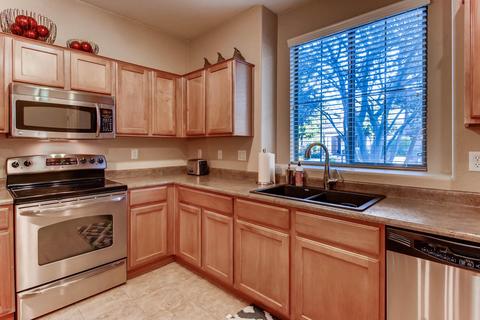 4355 E Selena Dr, Phoenix, AZ 85050 photo 11