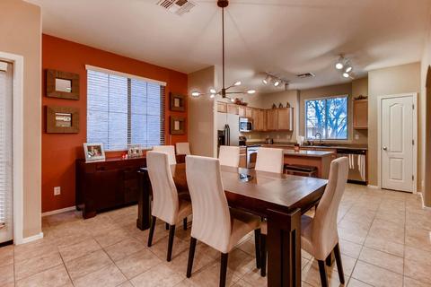4355 E Selena Dr, Phoenix, AZ 85050 photo 8