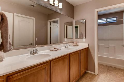 4355 E Selena Dr, Phoenix, AZ 85050 photo 24