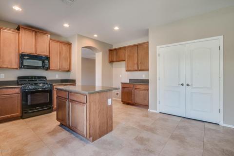 2984 E Packard Dr, Gilbert, AZ 85298 photo 4