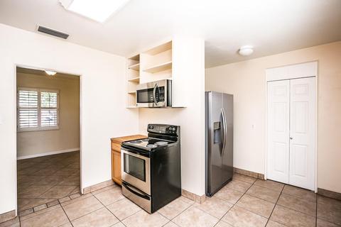 1007 E Citrus Way, Phoenix, AZ 85014 photo 12