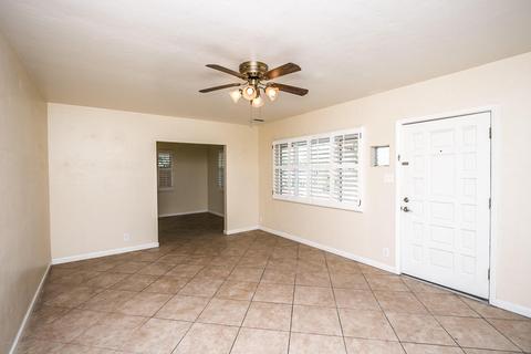 1007 E Citrus Way, Phoenix, AZ 85014 photo 4