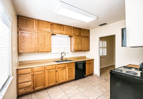 1007 E Citrus Way, Phoenix, AZ 85014 photo 8