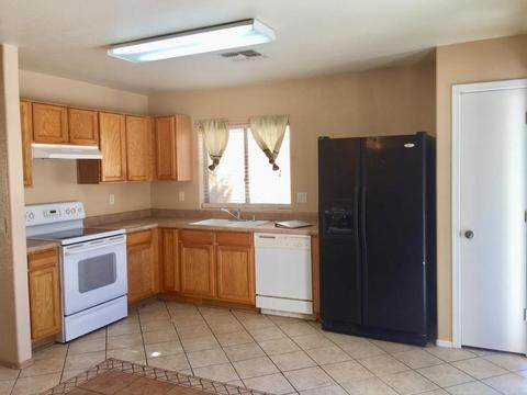 2854 S 64th Dr, Phoenix, AZ 85043 photo 10