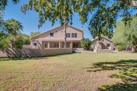 207 S Equestrian Ct, Gilbert, AZ 85296 photo 9