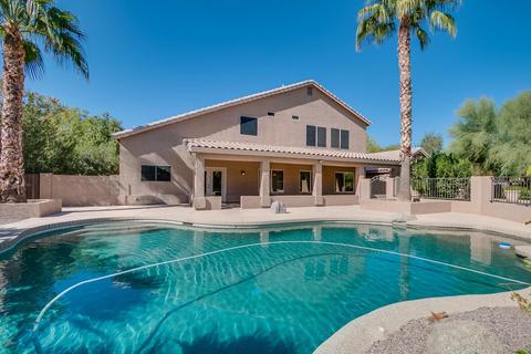 207 S Equestrian Ct, Gilbert, AZ 85296 photo 4