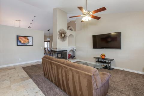 649 W Comstock Dr, Gilbert, AZ 85233 photo 5