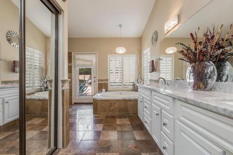 649 W Comstock Dr, Gilbert, AZ 85233 photo 15