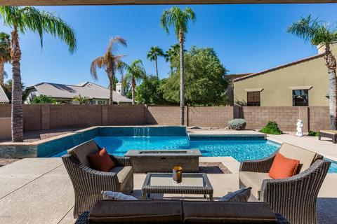 649 W Comstock Dr, Gilbert, AZ 85233 photo 31