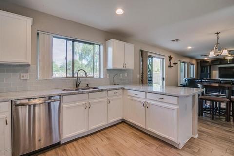 660 Eagle Ln, Gilbert, AZ 85296 photo 17