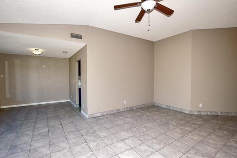 1602 E Vineyard Rd, Phoenix, AZ 85042 photo 11