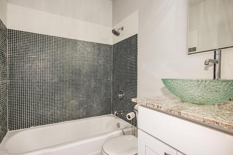 1450 E Bethany Home Rd #18, Phoenix, AZ 85014 photo 16