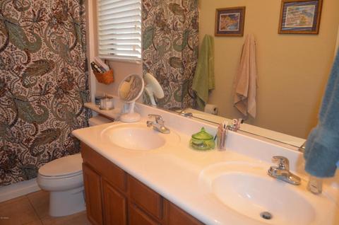 1041 E Julian Dr, Gilbert, AZ 85295 photo 2