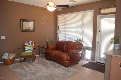 1041 E Julian Dr, Gilbert, AZ 85295 photo 4