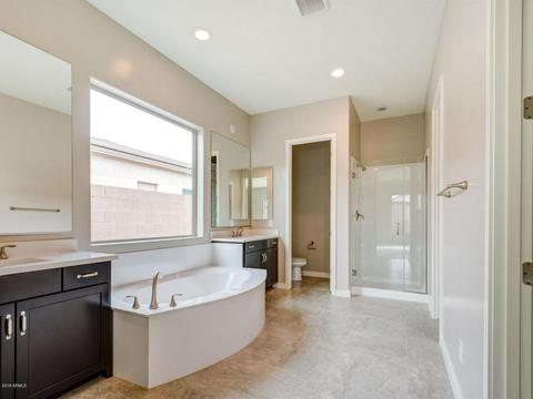 959 E Hampton Ln, Gilbert, AZ 85295 photo 9