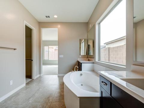 959 E Hampton Ln, Gilbert, AZ 85295 photo 10