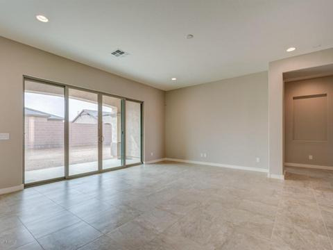 959 E Hampton Ln, Gilbert, AZ 85295 photo 4