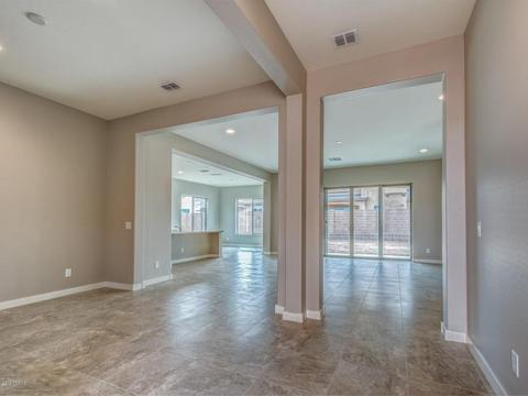 959 E Hampton Ln, Gilbert, AZ 85295 photo 3
