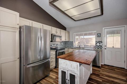 9440 E Fairway Cir, Mesa, AZ 85207 photo 2
