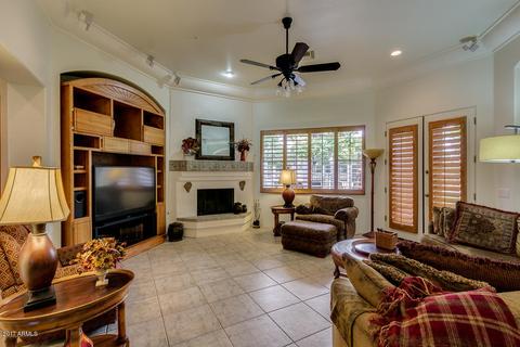 4405 E Caroline Ln, Gilbert, AZ 85296 photo 6