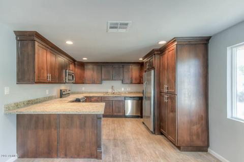3711 E Gelding Dr, Phoenix, AZ 85032 photo 9