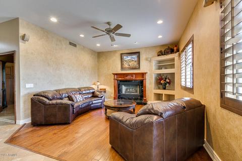 510 E Betsy Ln, Gilbert, AZ 85296 photo 6