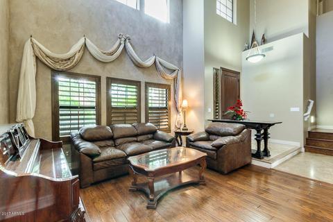 510 E Betsy Ln, Gilbert, AZ 85296 photo 4
