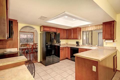 2517 E Paradise Dr, Phoenix, AZ 85028 photo 16