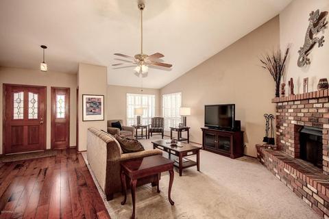 2517 E Paradise Dr, Phoenix, AZ 85028 photo 6