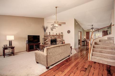 2517 E Paradise Dr, Phoenix, AZ 85028 photo 2