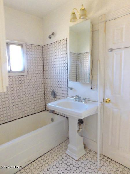227 S 3rd St, Williams, AZ 86046 photo 6