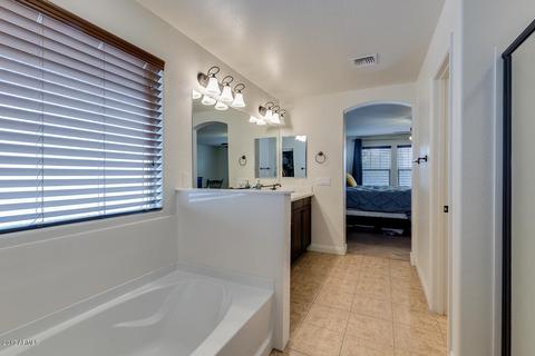 3320 E Orchid Ln, Gilbert, AZ 85296 photo 23