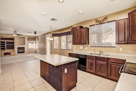 2844 E Michelle Way, Gilbert, AZ 85234 photo 5