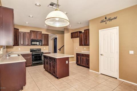 2844 E Michelle Way, Gilbert, AZ 85234 photo 9
