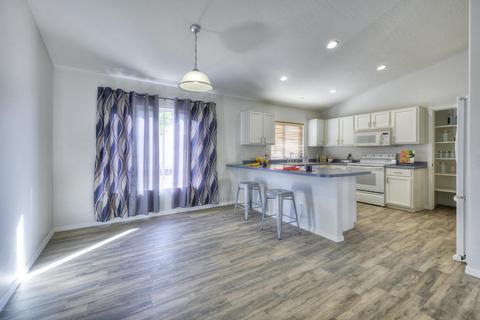 1326 Escuda Dr, Phoenix, AZ 85024 photo 9