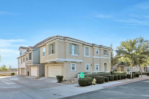 109 W Laurel Ct, Gilbert, AZ 85233 photo 2