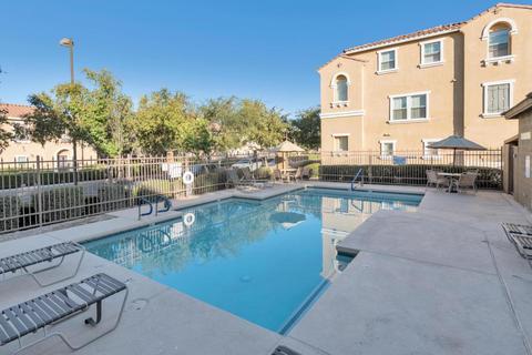 109 W Laurel Ct, Gilbert, AZ 85233 photo 6