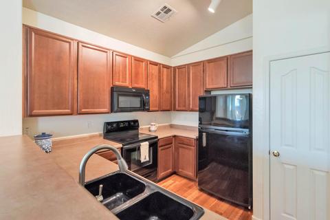 109 W Laurel Ct, Gilbert, AZ 85233 photo 12