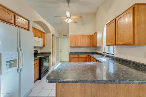 726 W Kyle Ct, Gilbert, AZ 85233 photo 12