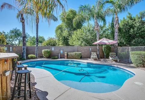 1334 S Silverado St, Gilbert, AZ 85296 photo 4
