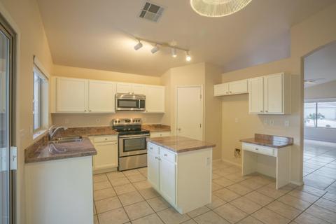 858 E Ross Ave, Phoenix, AZ 85024 photo 3