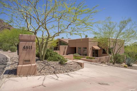 4811 E Camelhead Dr, Phoenix, AZ 85018 photo 2