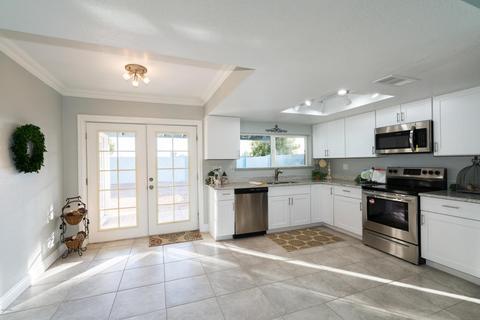 855 E Harmony Ave, Mesa, AZ 85204 photo 2