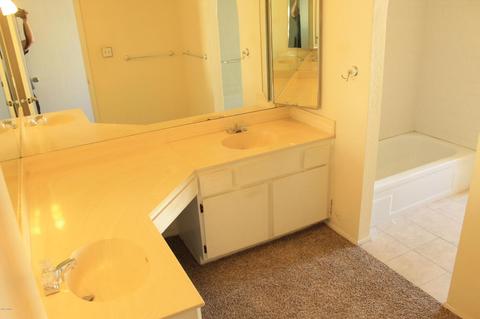 2215 E Catalina Dr, Phoenix, AZ 85016 photo 9